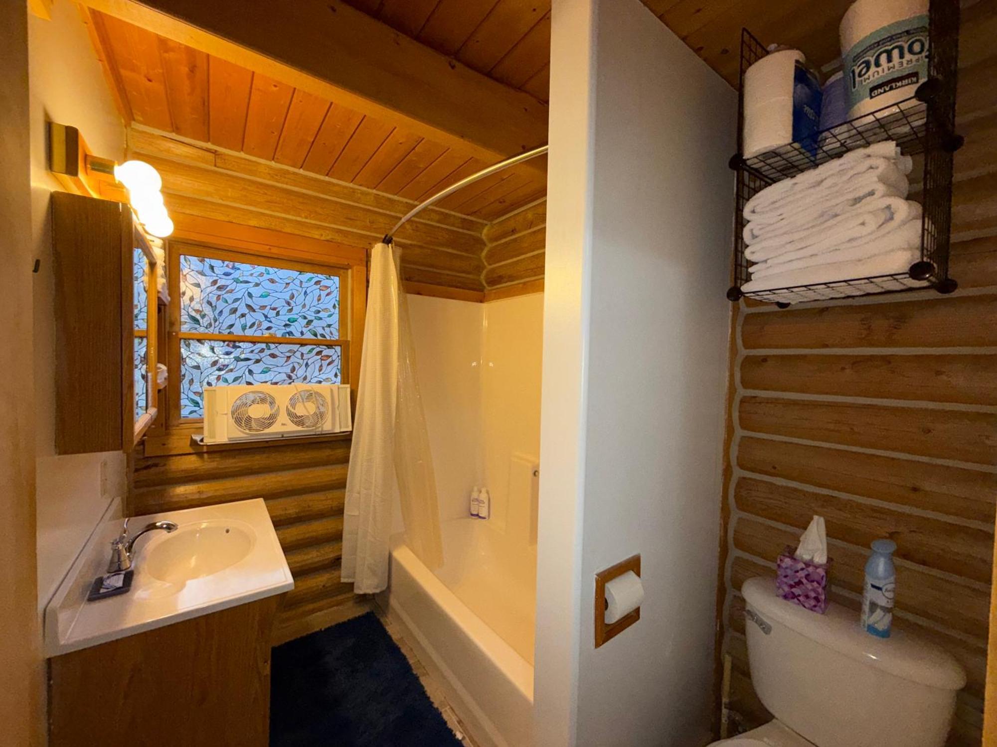 Talkeetna Log Cabin With Hot Tub Unit 2 Esterno foto